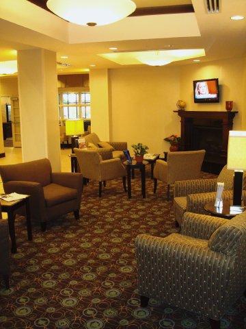 Express & Fresno Area By Ihg Hotel 3*
